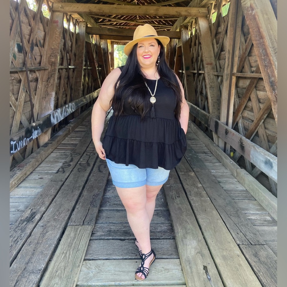 LuLaRoe Boyfriend Denim Shorts 44 size 24W-25W
